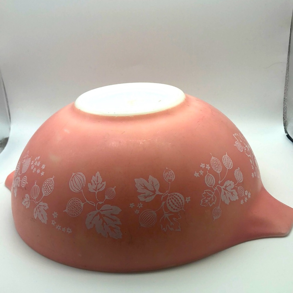 PYREX Pink Gooseberry Cinderella 444 4 QT